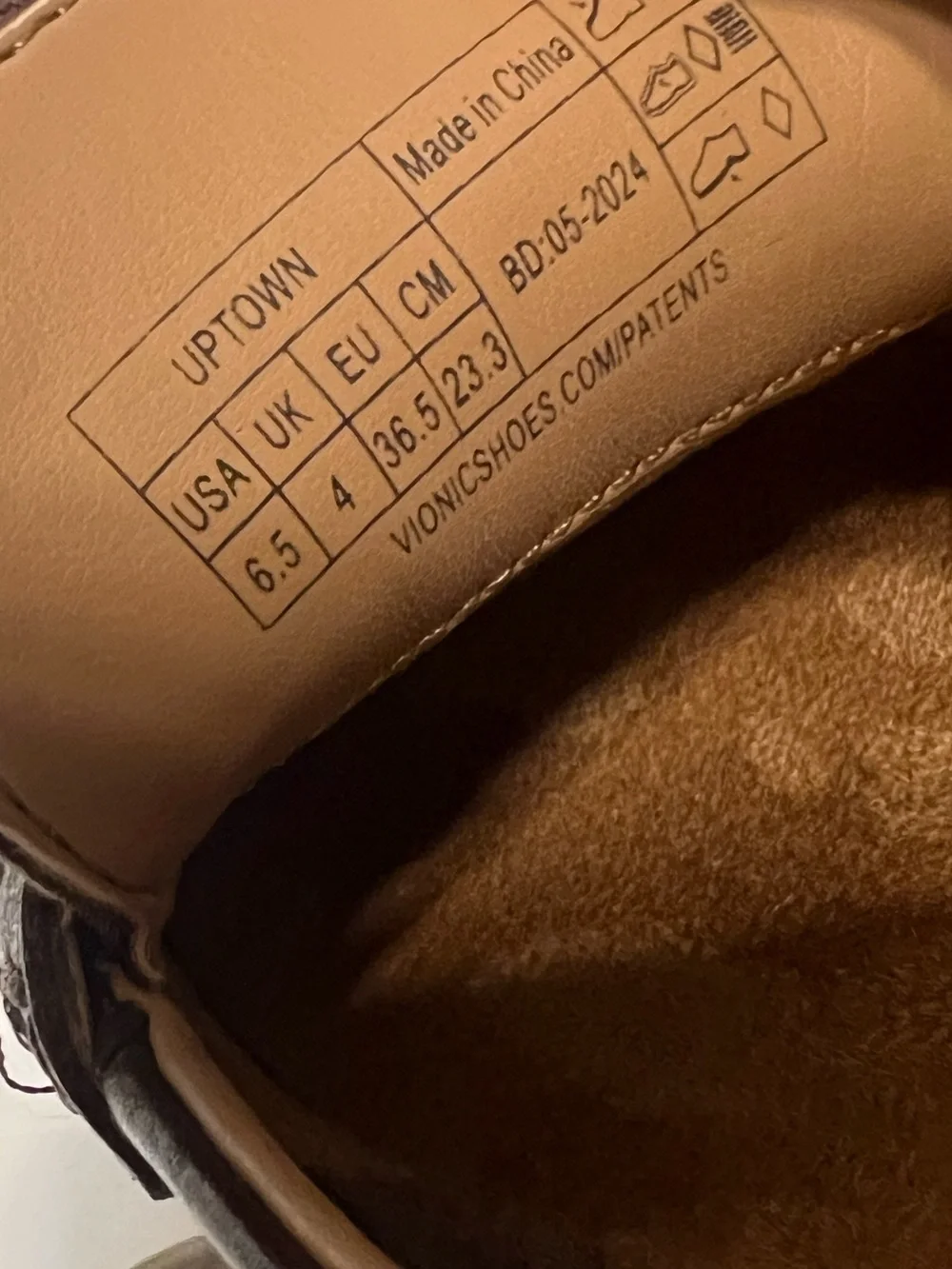 NWOB $140 Vionic Chantel Brown Leather Loafer Sneaker 6.5